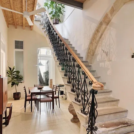 Timeless Gem In Old Vakantiehuis Nicosia