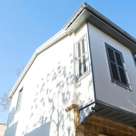 Timeless Gem In Old Vakantiehuis *