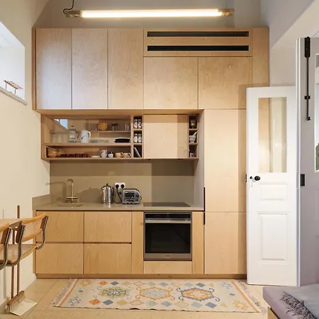 Vakantiehuis Timeless Gem In Old