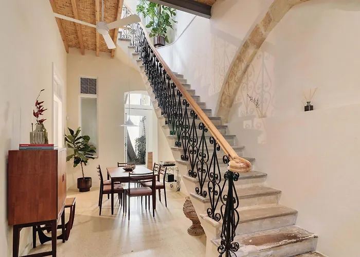 Timeless Gem In Old * 尼科西亚